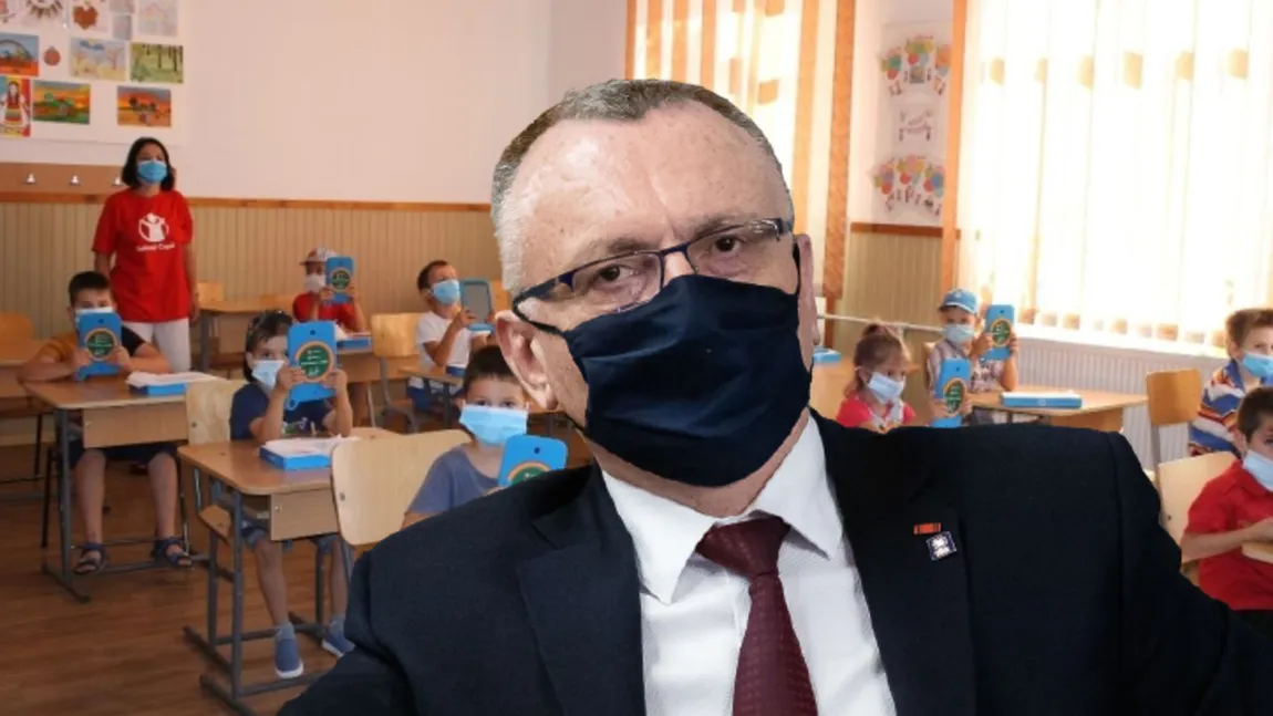 Toţi elevii din Bucureşti ar putea reveni fizic la şcoală de săptămâna viitoare. Ministrul Educaţiei a explicat care sunt condiţiile