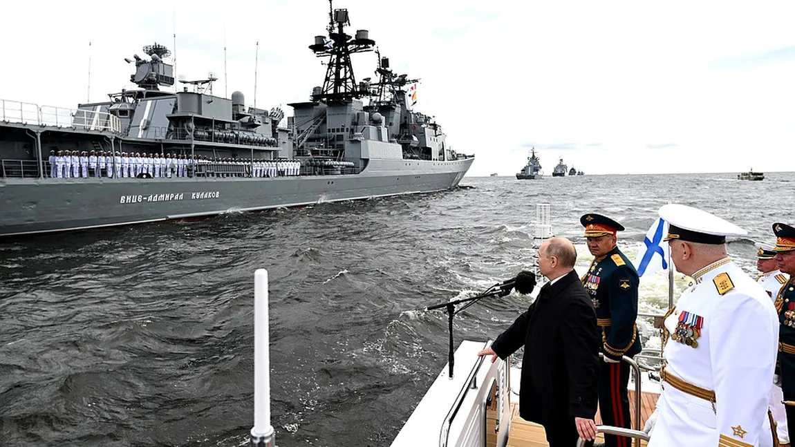 Vladimir Putin, discurs ameninţător la o paradă navală: 