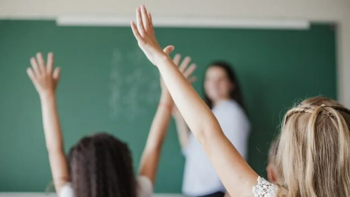 O profesoară nevaccinată a infectat jumătate din elevii săi, cu varianta Delta: 