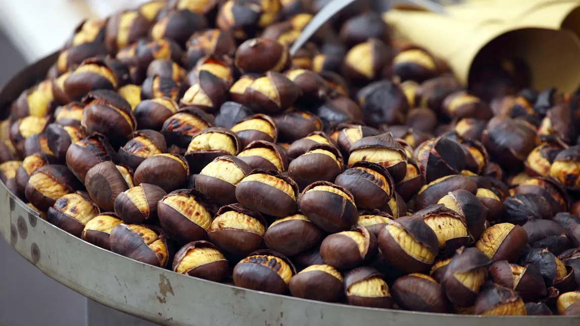 Castanele coapte, un deliciu de sezon cu beneficii multiple pentru sănătate