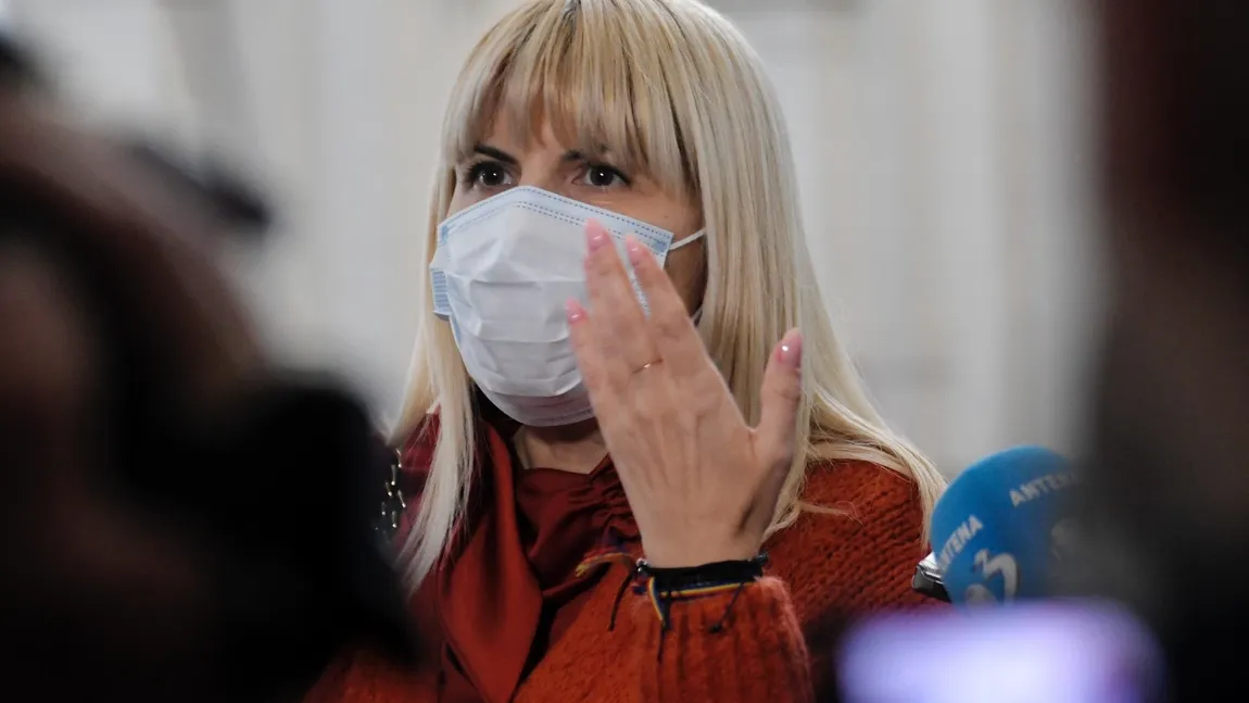 Elena Udrea nu s-a prezentat la termenul de luni al dosarului Hidroelectrica pentru că nu este vaccinată