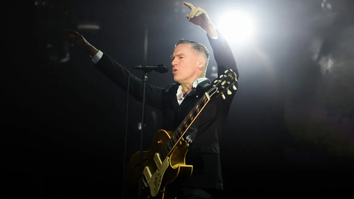 Bryan Adams s-a infectat cu Covid-19 a doua oară într-o lună. Artistul este vaccinat cu schema completă