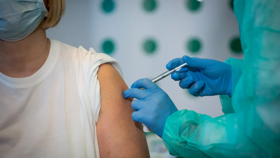 Bilanț vaccinare 24 noiembrie 2021. Doar 66.171 de persoane s-au vaccinat în ultimele 24 de ore, deși România este pe locul doi în UE, la numărul de morți din cauza Covid