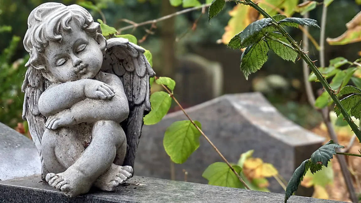 Vrei un monument funerar deosebit? Apelează la meșteri și specialiști în piatră din întreaga țară!