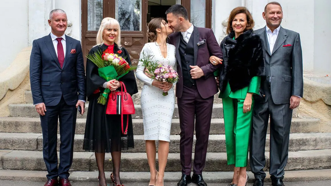 Viorel Cataramă şi Adina Alberts, naşii unui politician celebru! Petrecerea a avut loc la Snagov FOTO