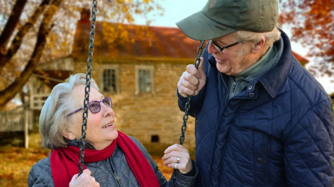 Indemnizaţii sociale pentru pensionari. Câţi români beneficiază de ajutor de la stat