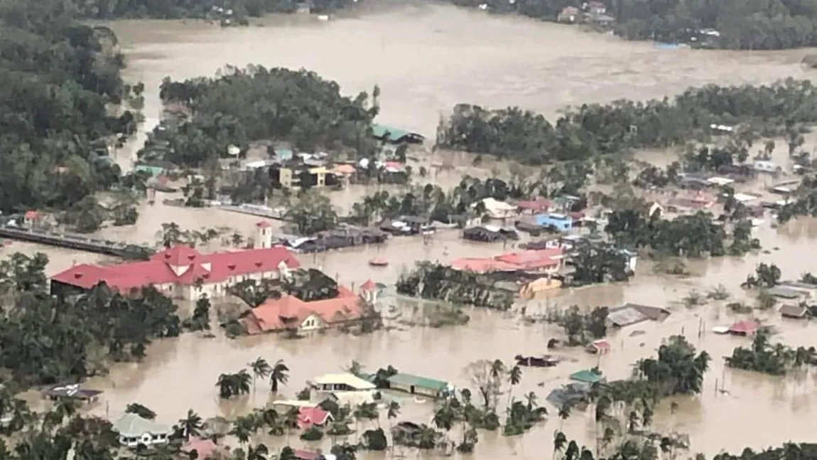 Taifunul Rai a lăsat urmă cel puţin 12 morţi, în Filipine. Imagini apocaliptice din oraşele devastate de intemperii VIDEO