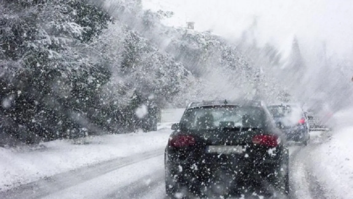 Alertă meteo cod portocaliu de ninsori şi viscol în Ajun de Crăciun