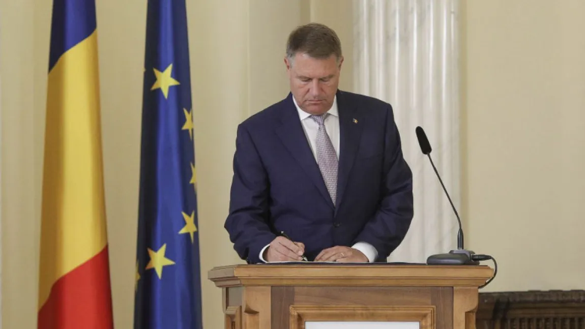 Klaus Iohannis a semnat, o lege importantă se întoarce în Parlament