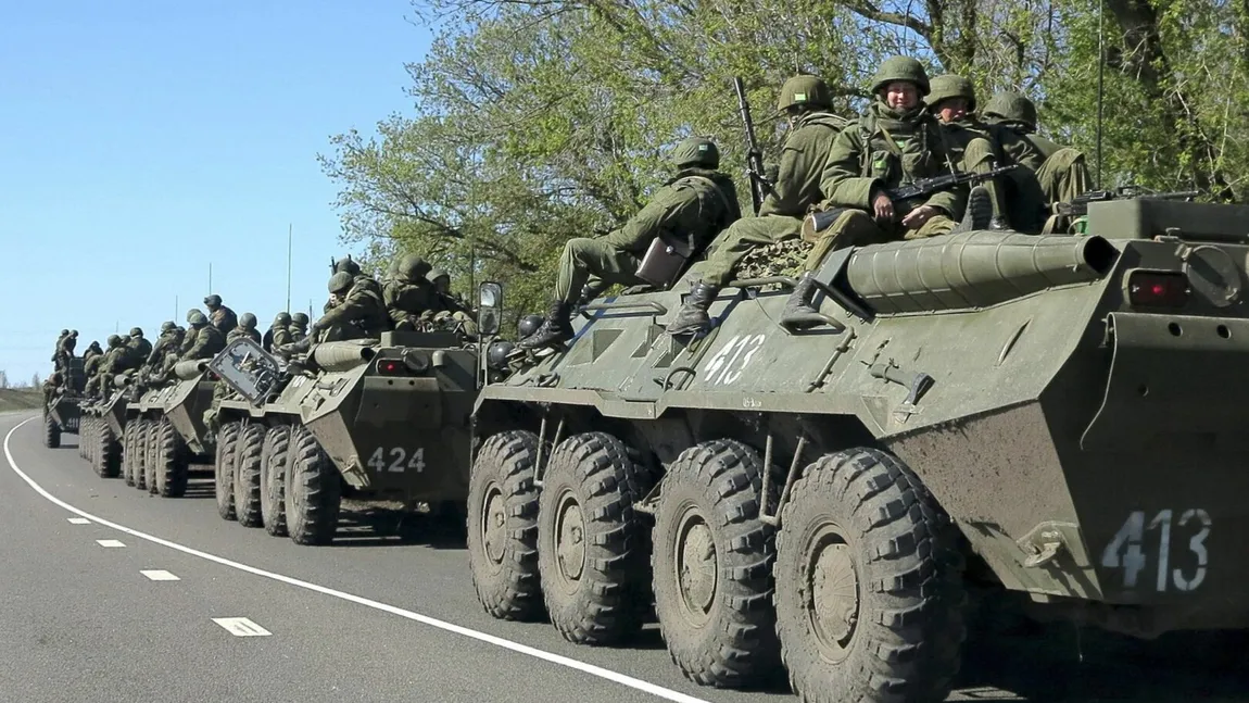 Rusia efectuează exerciţii militare cu muniţie adevărată în regiuni din apropierea frontierei cu Ucraina