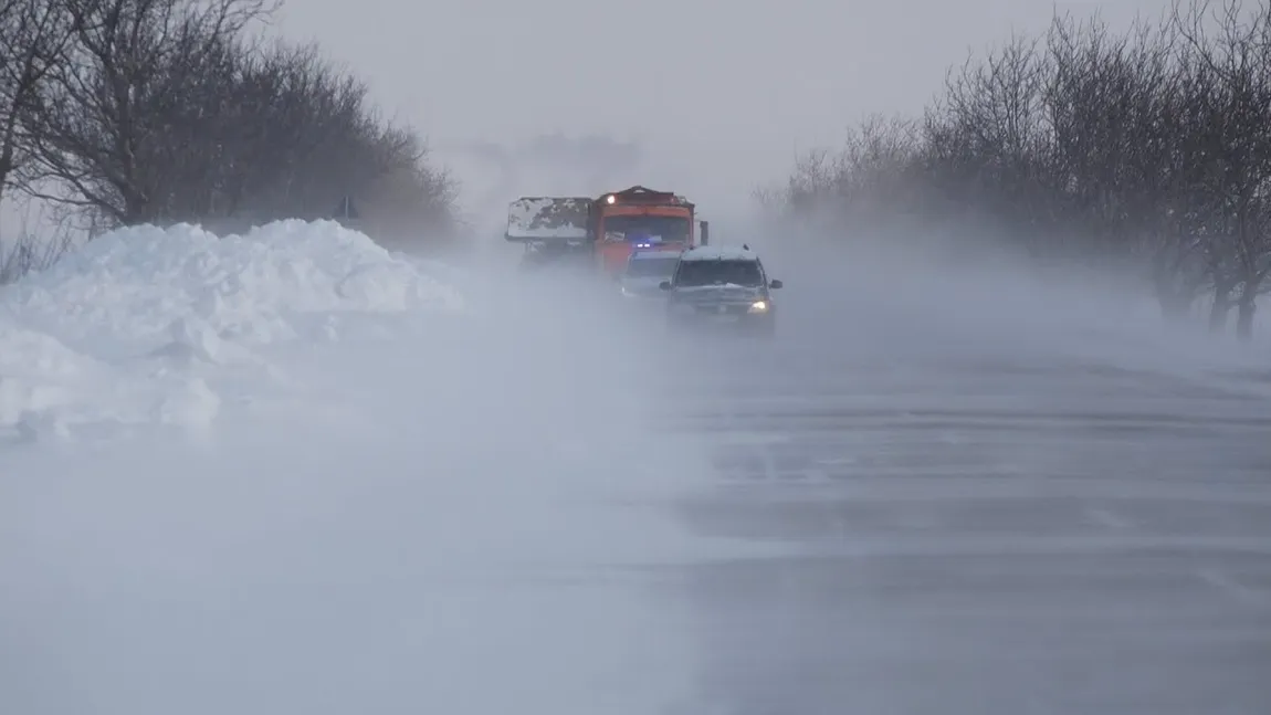 Prognoza meteo 21 ianuarie. Revin vremea geroasă şi ninsorile. Vântul va atinge la rafală şi 100 km la oră la munte