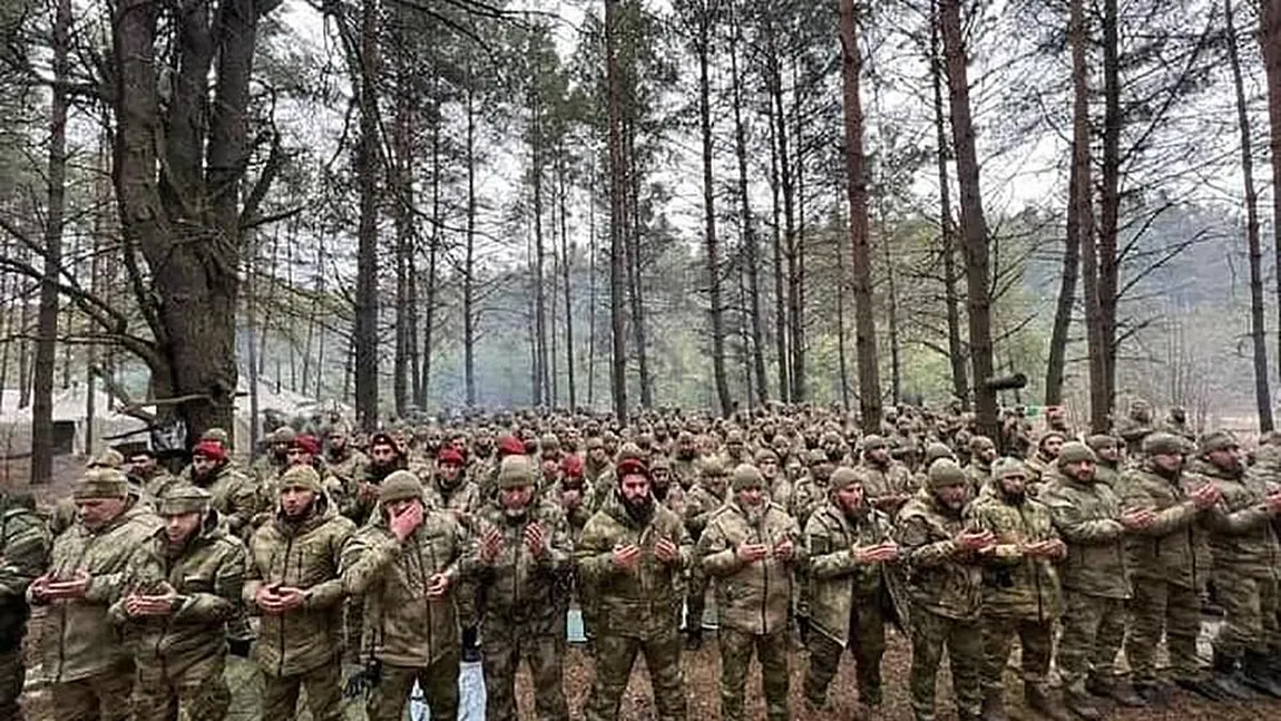 Război în Ucraina. Cecenii sunt nemulţumiţi de armata rusă şi îi cer lui Putin un 