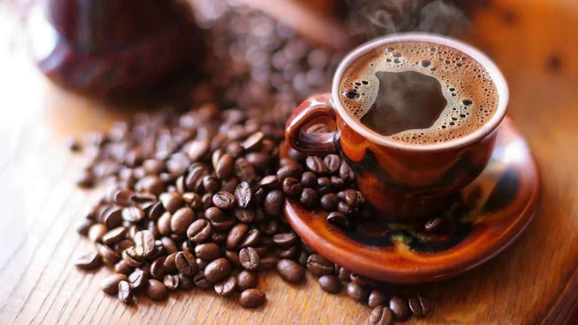 Ingredientul secret care face cafeaua mai puțin amară. Ce să pui în ibric