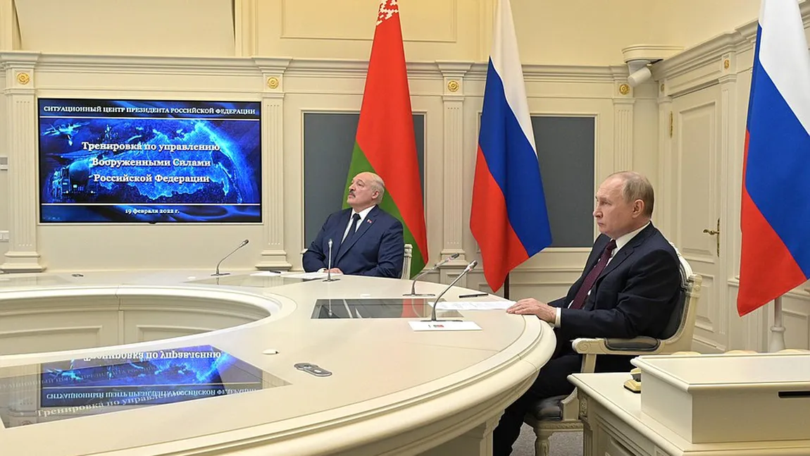 Vladimir Putin a supravegheat teste nucleare și de rachete ale armatei ruse în mijlocul tensiunilor generate de criza din Ucraina