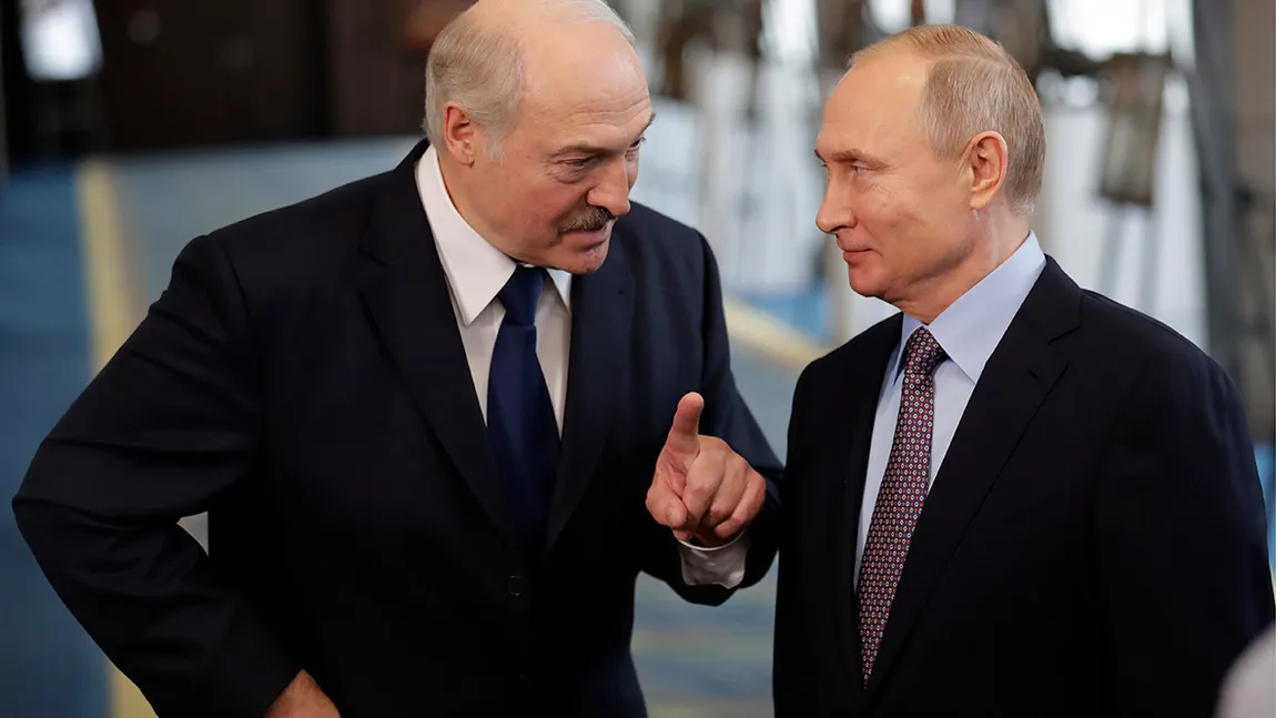 Aleksandr Lukaşenko se întâlneşte vineri cu Putin pentru a discuta formarea unui grup comun de trupe militare