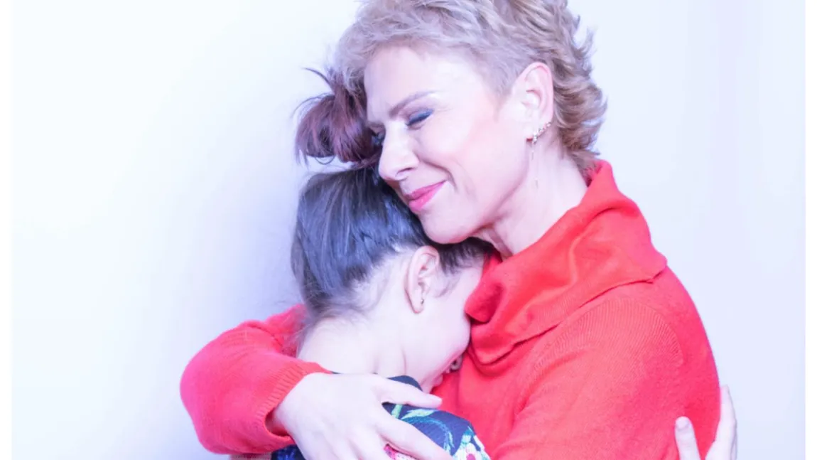Fiica lui Teo Trandafir, marginalizată de copii pentru că e adoptată. Declaraţiile dureroase făcute de vedetă: 