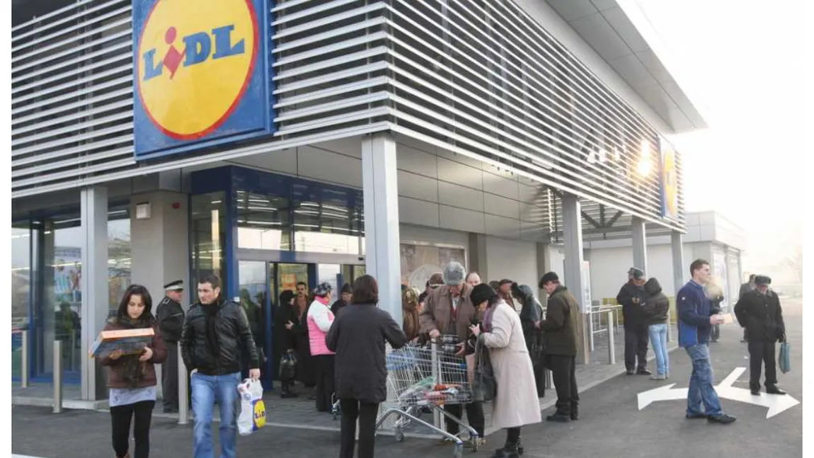 LIDL pune la bătaie zeci de alimente cu specific grecesc la preţuri de nimic. Profită şi tu de mega-ofertele din magazine