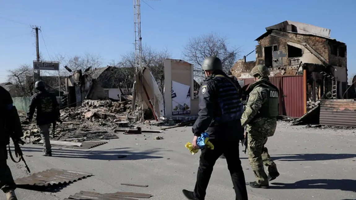 Imagini de groază din Makariv, oraşul recuperat de ucraineni, după lupte intense. Fiecare a doua casă a fost distrusă sau avariată