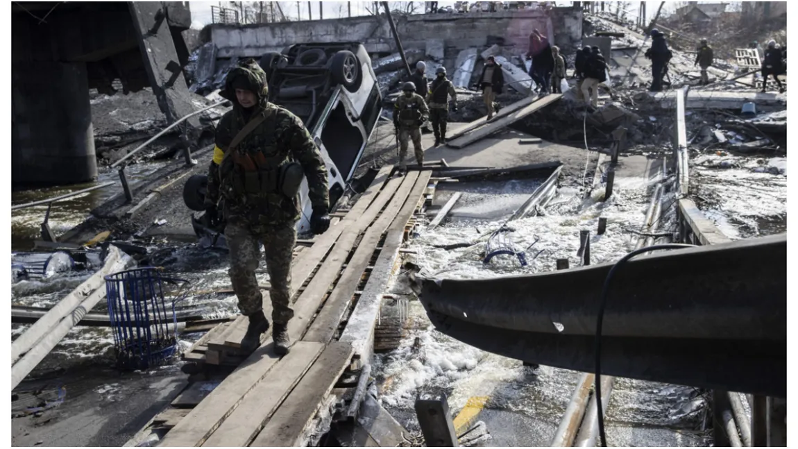 Războiul din Ucraina. Rușii blochează evacuarea civililor din Donețk. Cale ferată distrusă de bombardamente