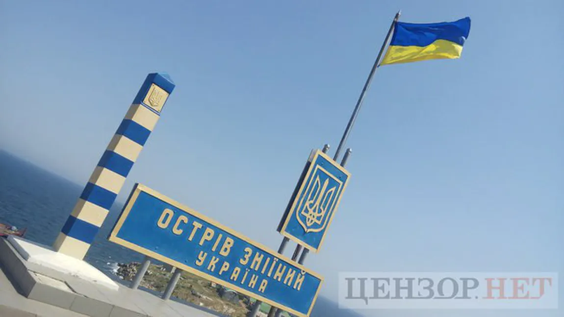 Ucraina a bombardat militarii ruşi de pe Insula Şerpilor. 