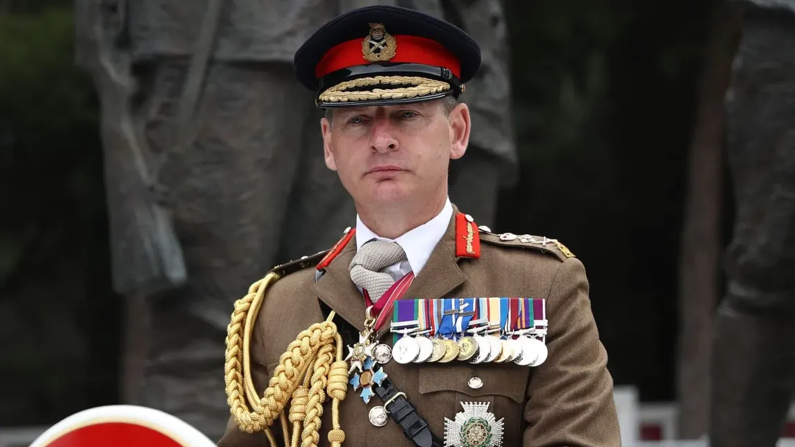Comandantul armatei britanice avertizează că războiul din Ucraina s-ar putea prelungi ani de zile: 