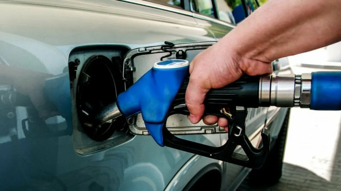 Preţ benzină şi motorină la 31 mai 2022. Benzină premium în Bucureşti a sărit de 9 lei. Unde este mai avantajos să alimentezi