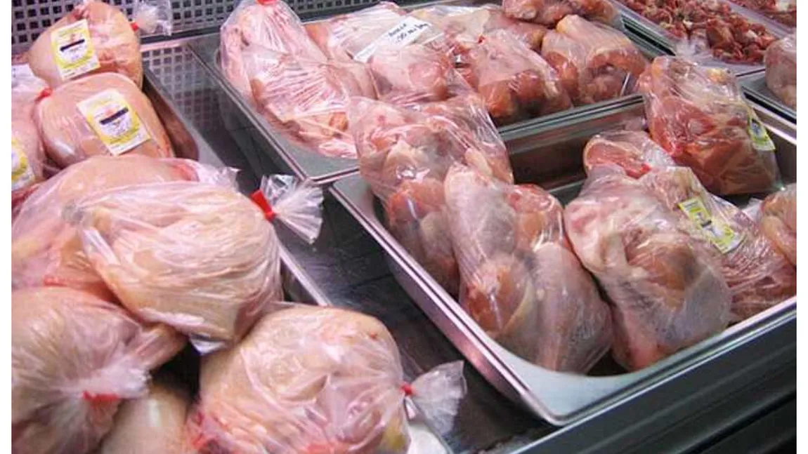 Ce trebuie să conţină OBLIGATORIU etichetele pentru produsele din carne de pui. Anunţul de ultimă oră făcut de ANPC