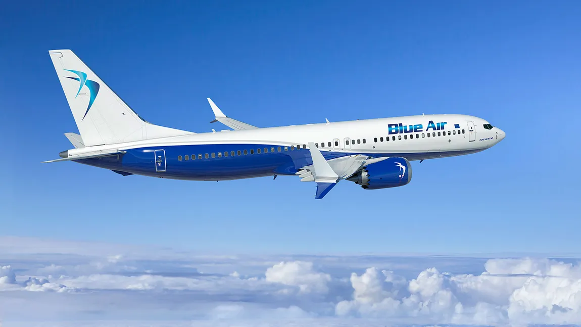 Blue Air a anulat sute de zboruri în luna mai. Mii de români au fost prejudiciaţi! Au pierdut, totodată, şi banii achitaţi pe cazări