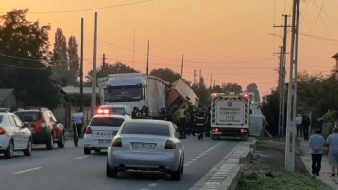 Accident cumplit pe DN 56, în Dolj! Doi bărbaţi au murit şi alte patru persoane, între care un copil de 4 ani, au fost rănite