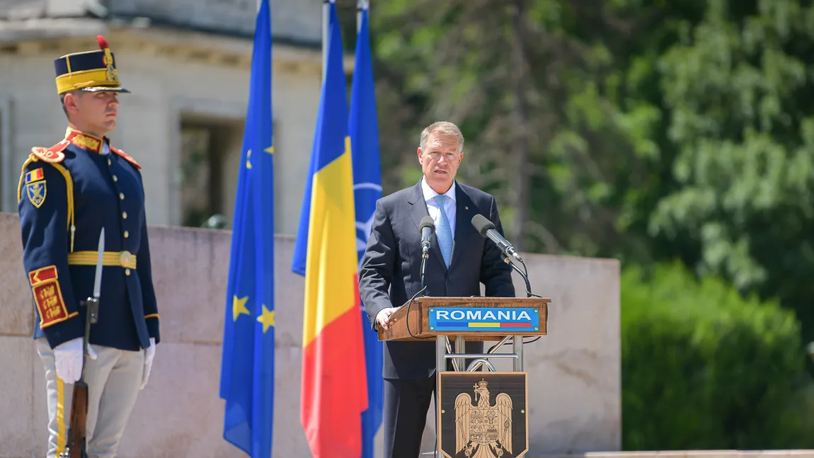 Klaus Iohannis, omagiu de Ziua Eroilor în contextul războiului din Ucraina. 