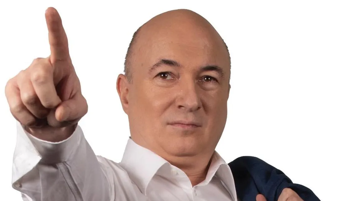 Codrin Ştefănescu: Sunteți șocați, nu-i așa? Că vor să ne dea apă, curent și aer cu porția? Că ne pregătesc să mâncăm gândaci prăjiți în viitorul apropiat?