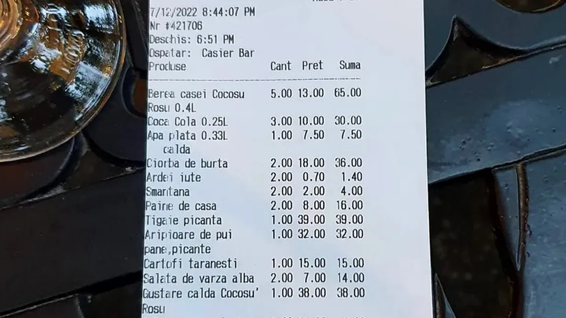 Cât a plătit un bucureştean pentru şapte feluri de mâncare, cinci beri și un desert, într-un restaurant din Capitală