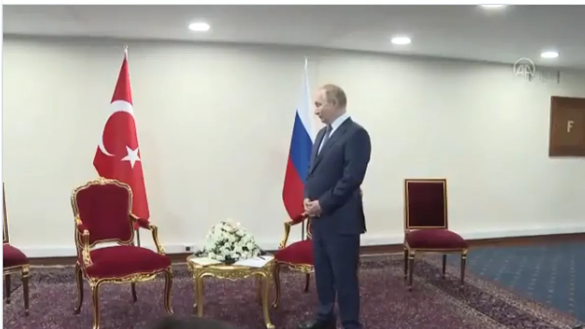 Vladimir Putin, pus într-o situaţie stânjenitoare de Erdogan VIDEO