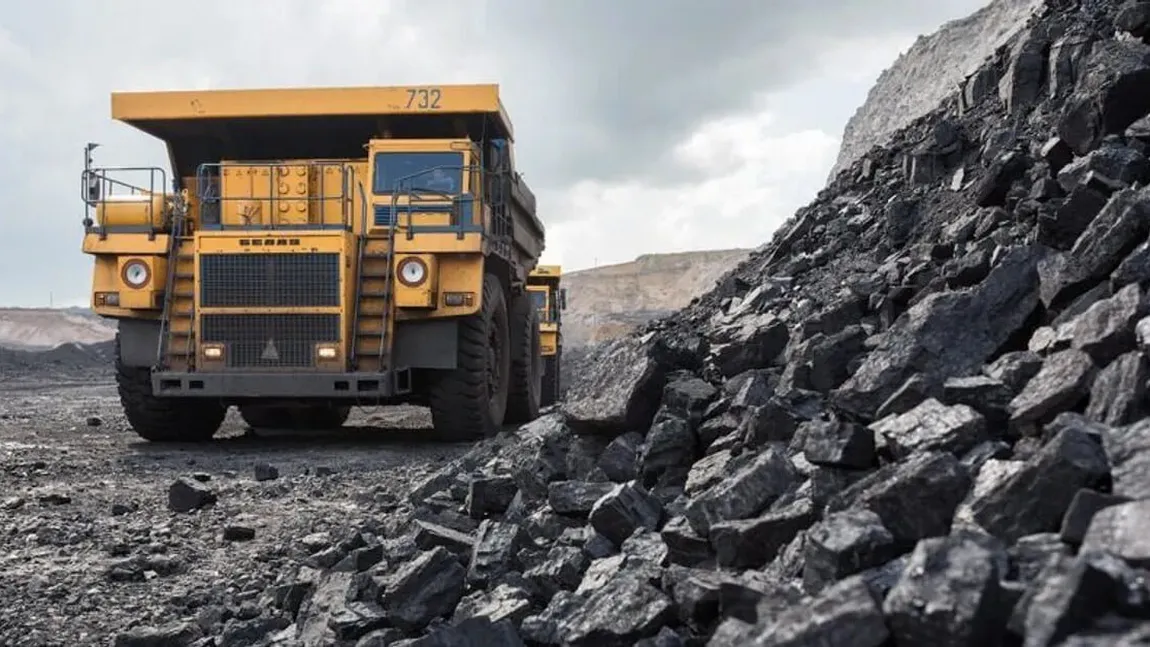 Rusia exportă masiv cărbune în China. Beijingul a cumpărat luna trecută cantităţi record, cele mai mari din ultimii cinci ani