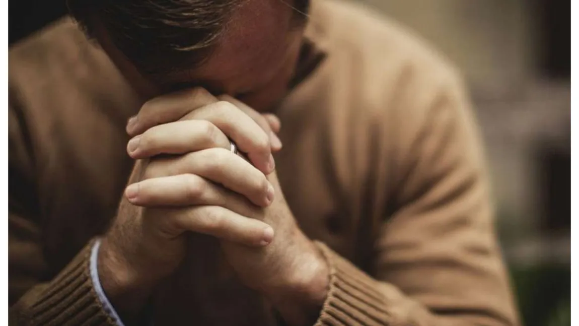 Rugăciunea care te scapă de toate problemele. Face minuni dacă e rostită zilnic