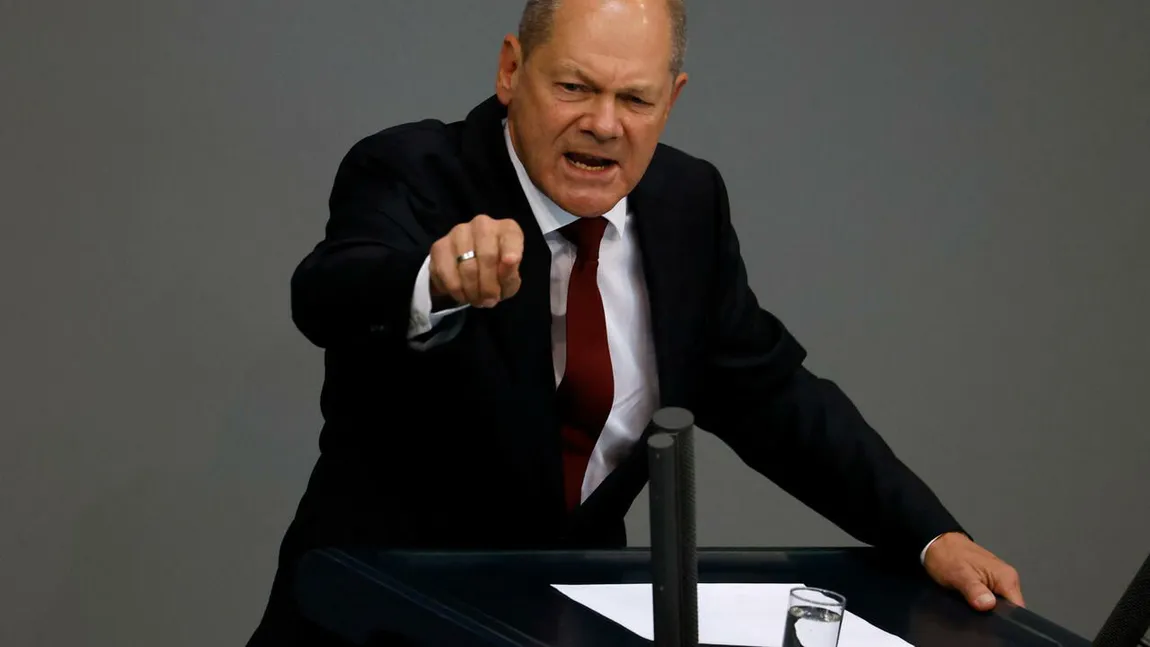 Scandal în parlamentul german. Olaf Scholz o acuză pe Angela Merkel că a trişat şi a comis erori de strategie energetică: 