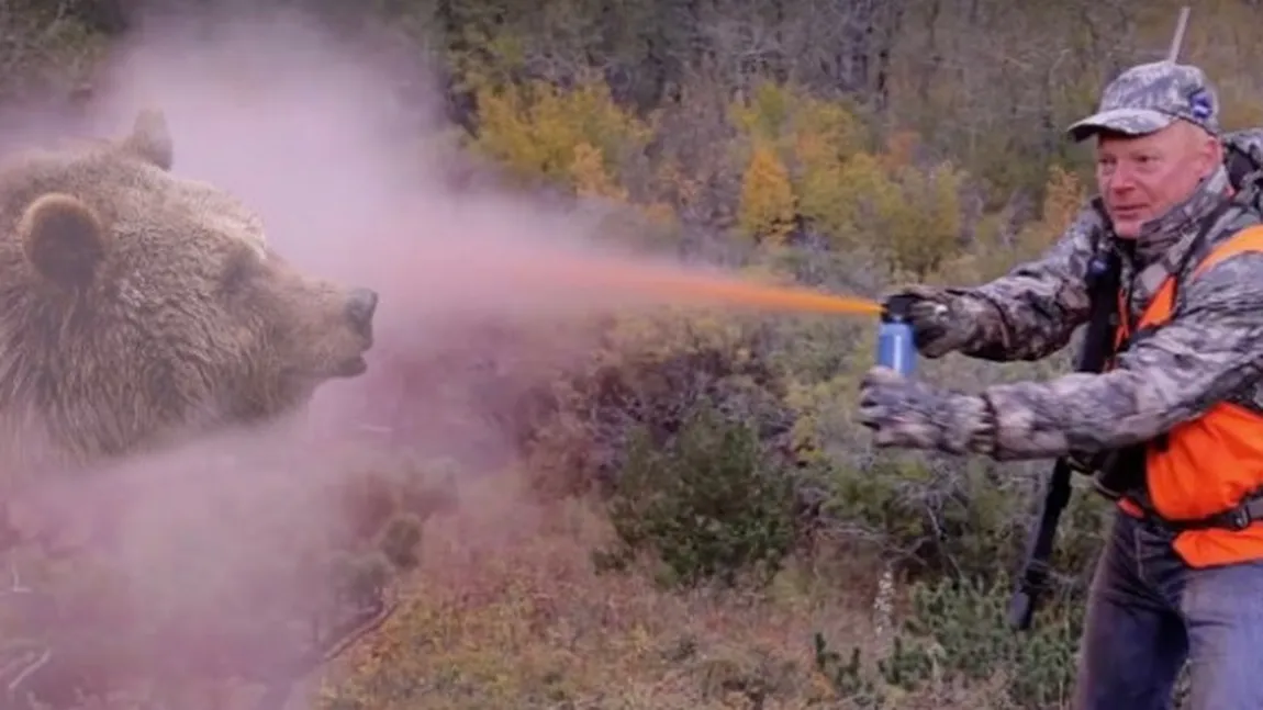Ce spray împotriva urșilor este bine să ai când mergi pe munte. Cum se foloseşte corect