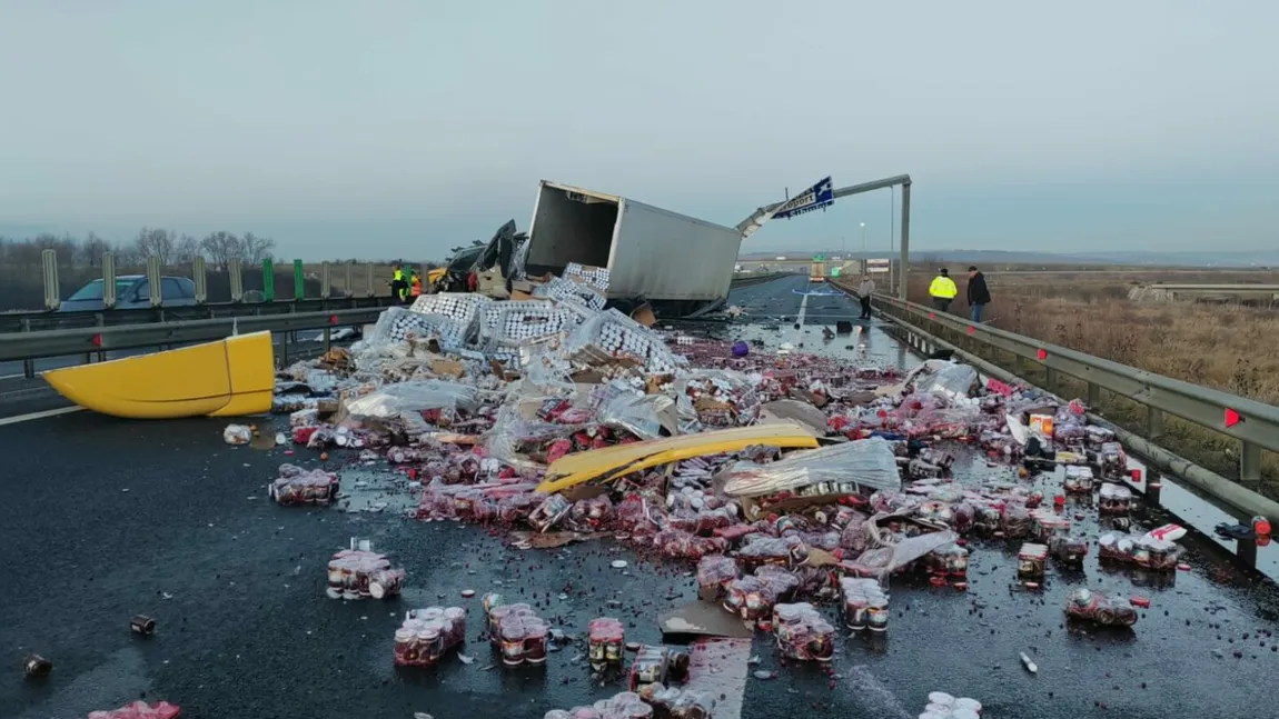 Accident horror la Sibiu după ce pneul unui camion a explodat VIDEO