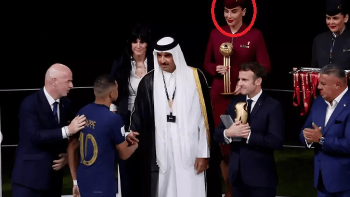 O româncă a fost pe scenă cu Messi şi Mbappe după finala Mondialului! Tânăra stewardesă i-a înmânat premiul de 
