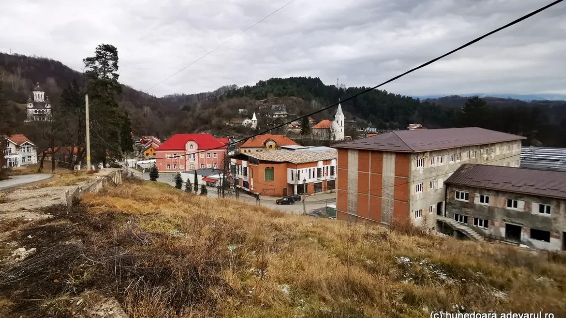 Oraşul din România unde se trăieşte numai din ajutoare sociale, cu un venit lunar de 140 de lei: 