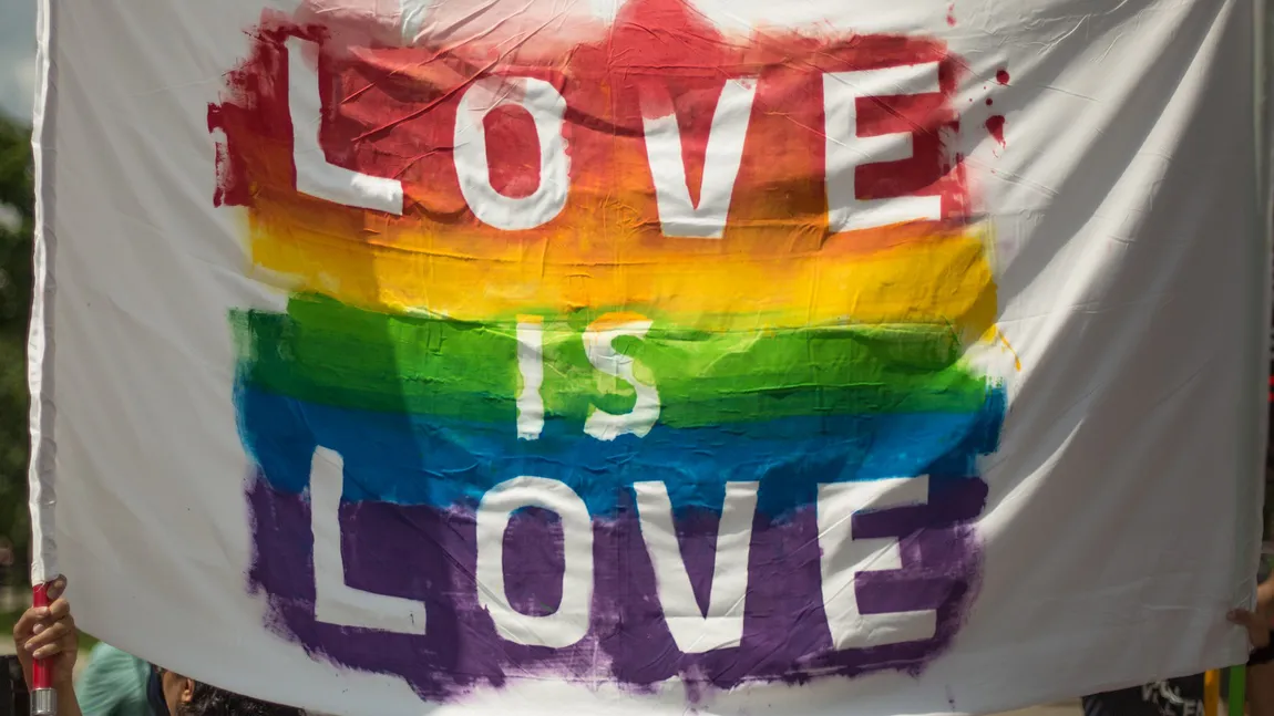 România, obligată la recunoaşterea căsătoriilor gay. Ce sancţiuni riscă ţara noastră dacă nu-şi schimbă legislaţia