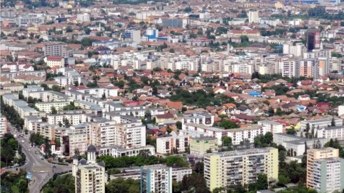 Piața imobiliară din Cluj, devastată la început de an, după ce tranzacțiile au scăzut cu peste 50%. Cât costă acum metrul pătrat construit