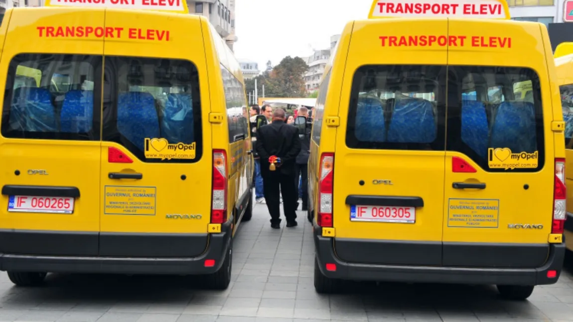 Elevii navetiști care au primit decont parțial pot cere acum despăgubiri