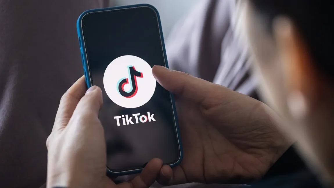 Comisia Europeană interzice TikTok pe telefoanele de serviciu ale angajaţilor