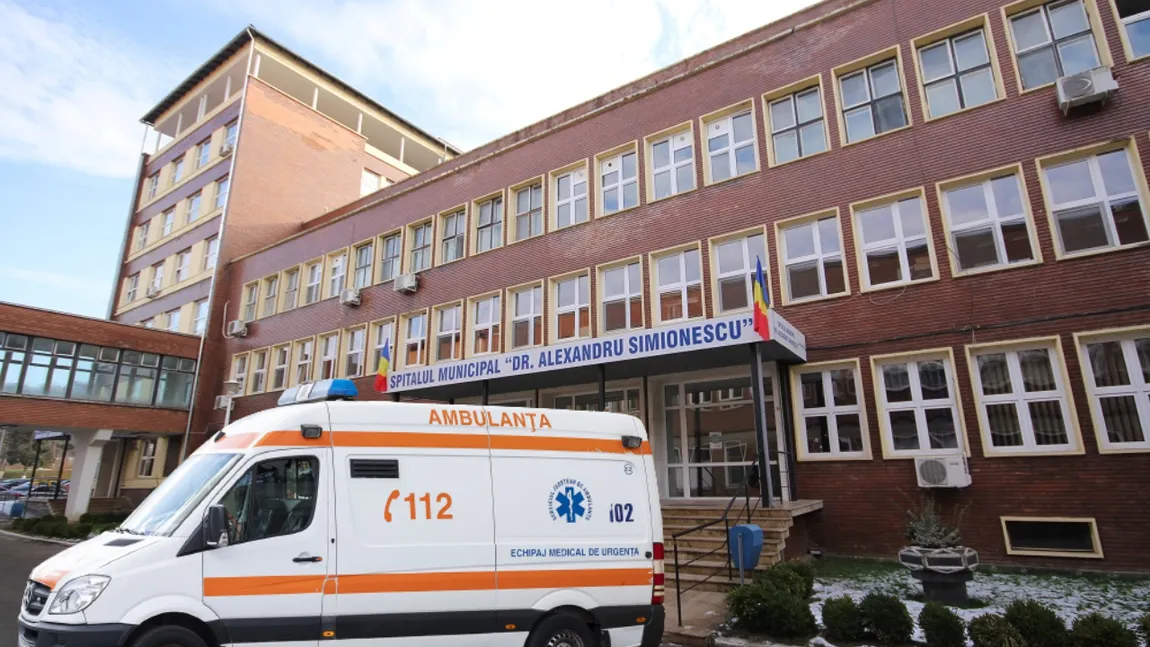 Clipe de coșmar la Spitalul Municipal Hunedoara! O asistentă medicală s-a aruncat de la etaj chiar în incinta unității medicale