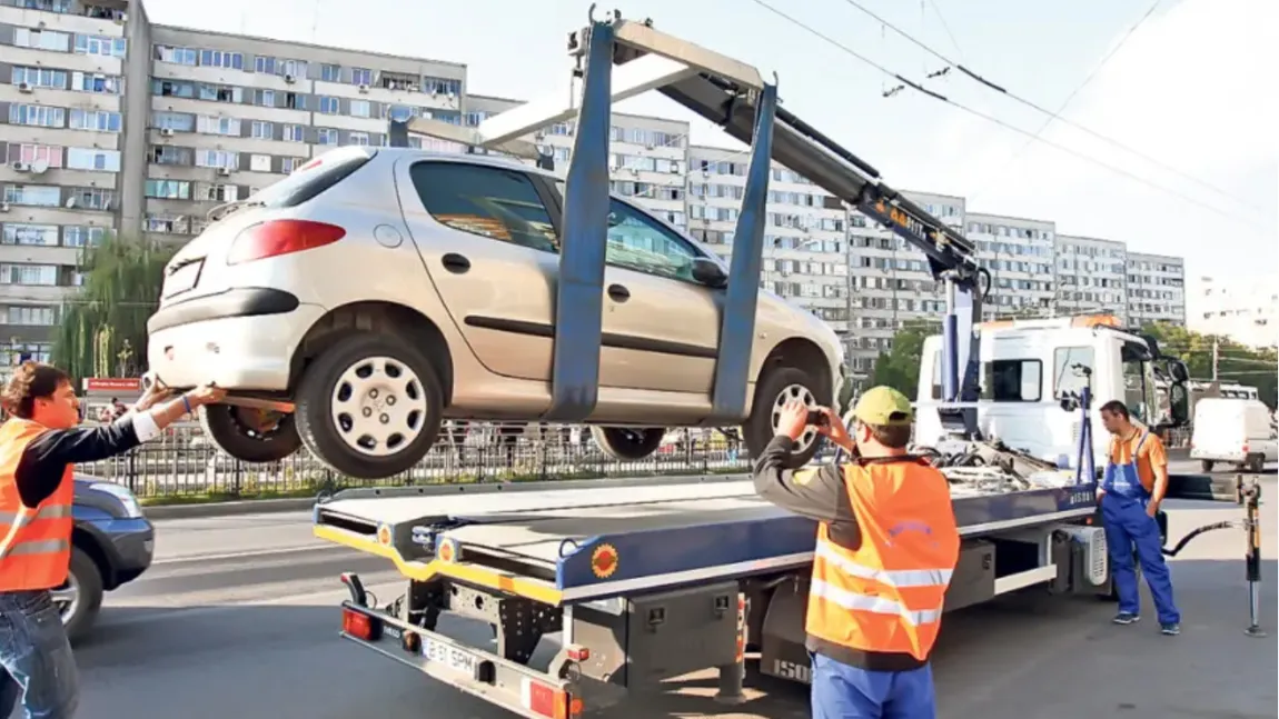 Mii de mașini au fost ridicate în Capitală în primele șase luni ale acestui an. Cât trebuie să scoată din buzunar un șofer buclucaș pentru a-și recupera autoturismul