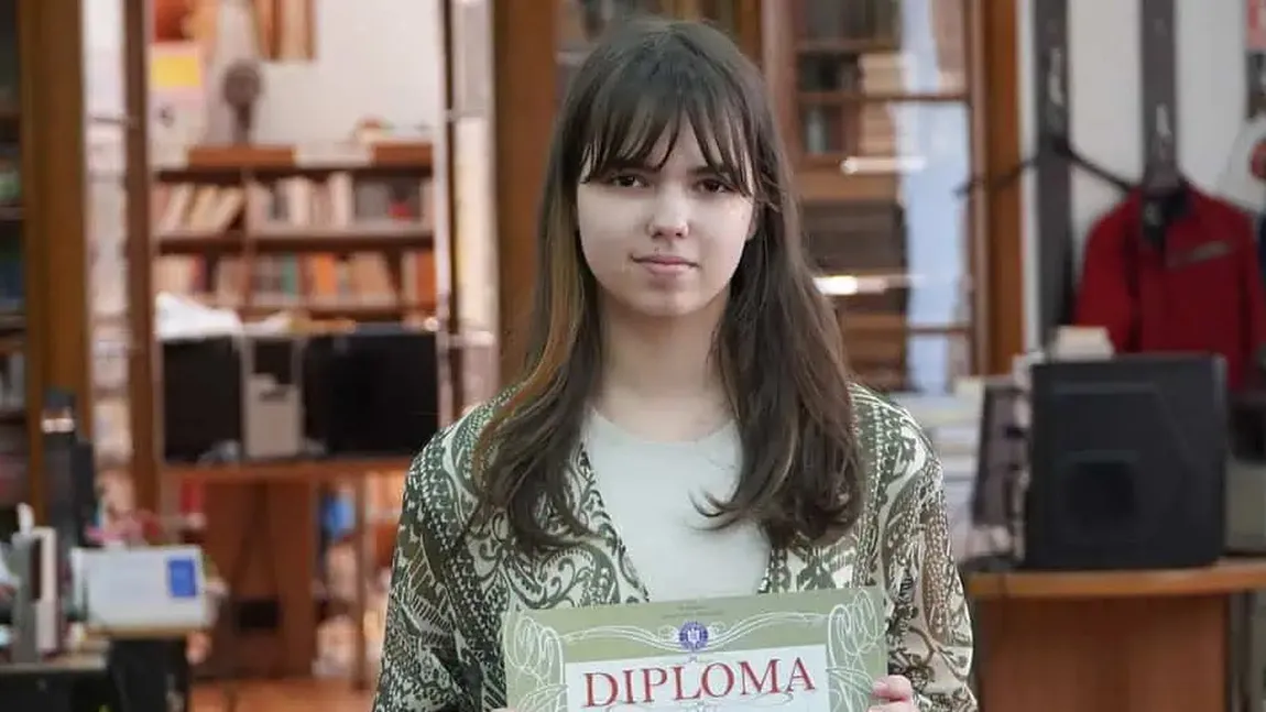 Alexia, elevă de la Colegiul ”Gh. Lazăr” care a obținut media 10 la Evaluarea Națională: „Sunt fericită. Este o încununare a muncii mele din ultimii ani”