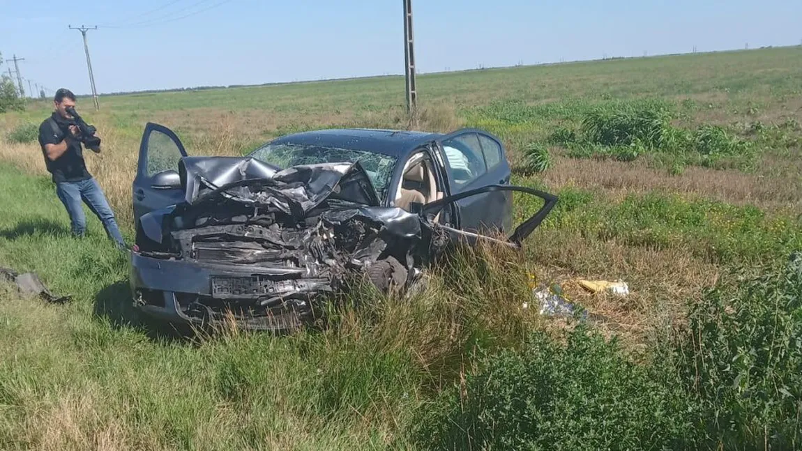 Doi morţi şi trei răniţi într-un grav accident petrecut la Cilibia, după ce o mașină condusă de o șoferiță de 65 de ani a intrat pe contrasens