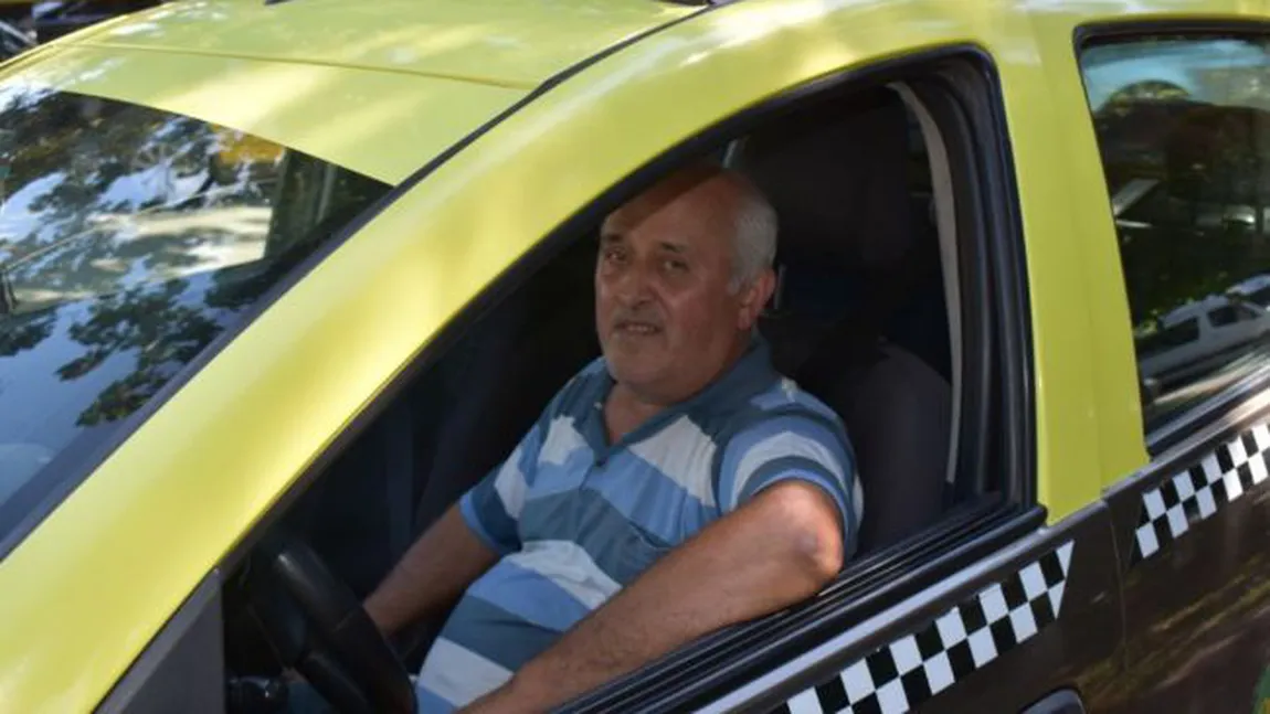 Cel mai cinstit taximetrist din România! Un şofer din Botoșani a returnat unui client o pungă de rafie cu 40 de mii de euro