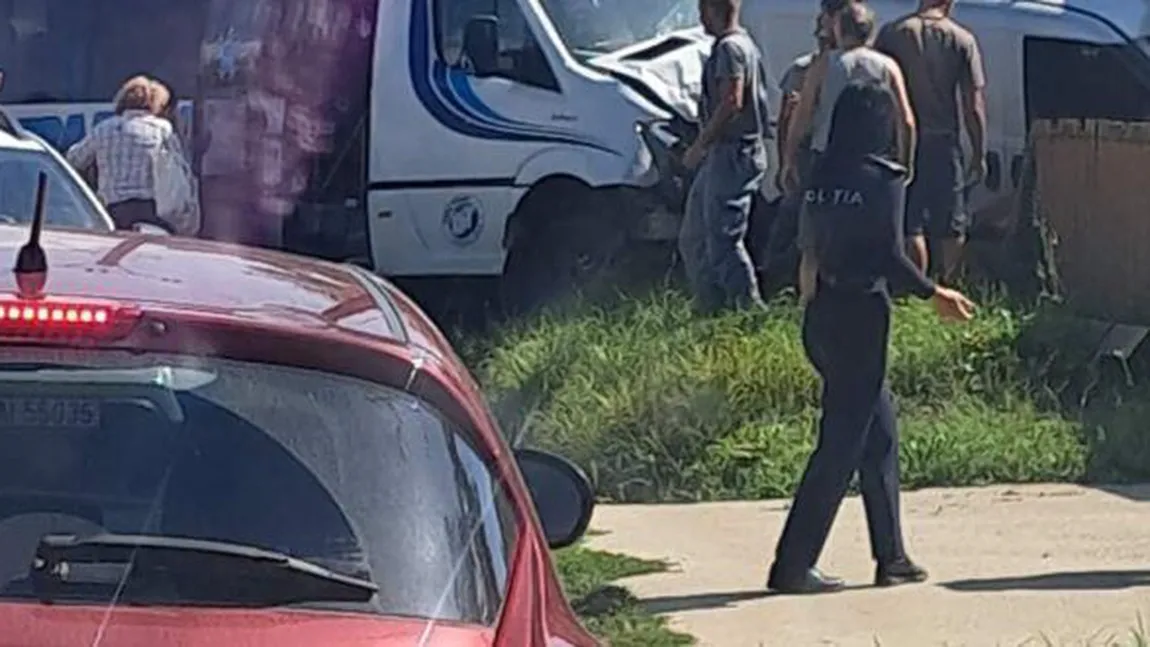 Cod roşu de intervenţie, accident cu 16 victime în Mureş. Carambol teribil şi în Prahova